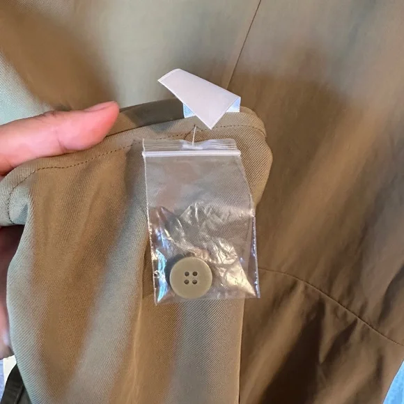 Everlane The Japanese GoWeave Notch Shirtdress - Picture 8 of 11